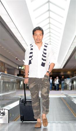 日本男児の長友佑都の空港ファッションおしゃれ最新情報 サッカー日本代表のファッション最新情報